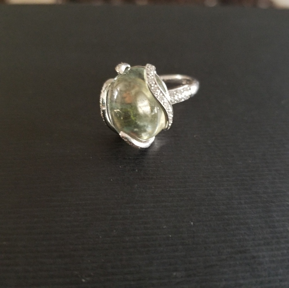 Beautiful LeVian Ring